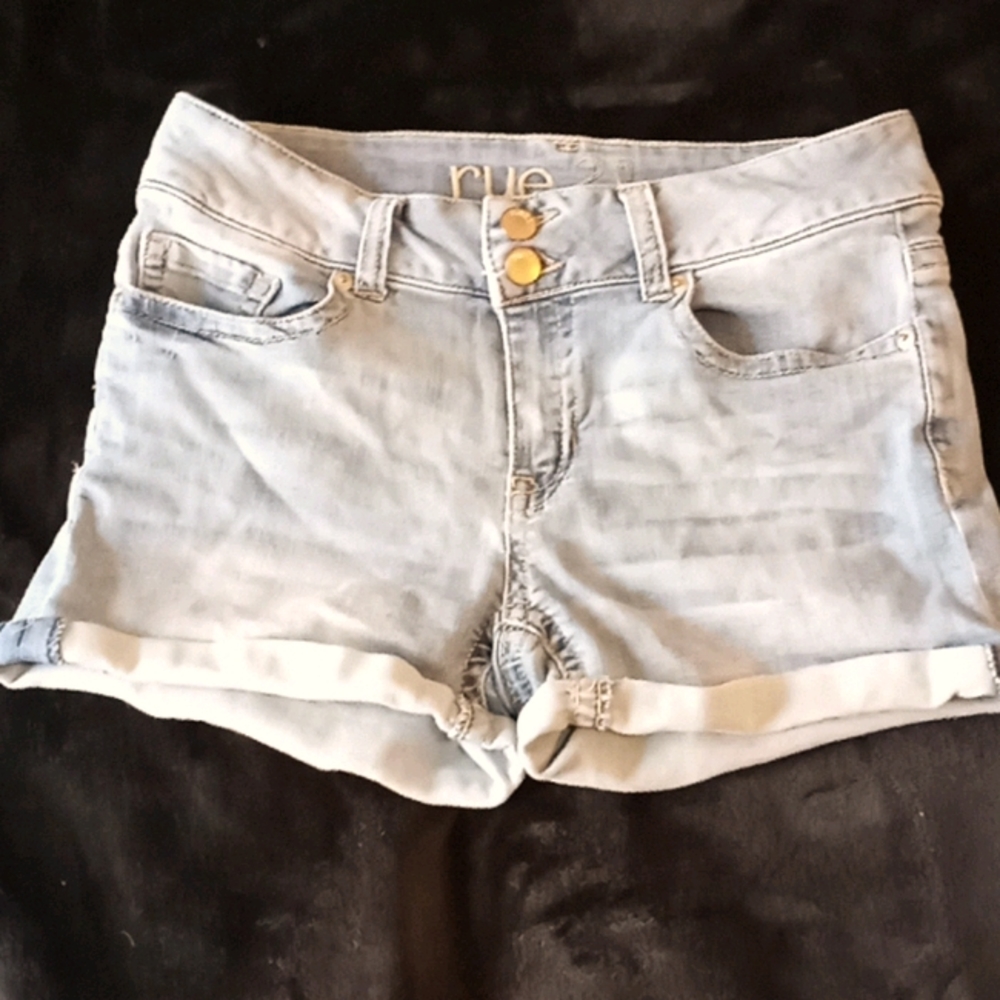 womens rue 21 jean shorts.
